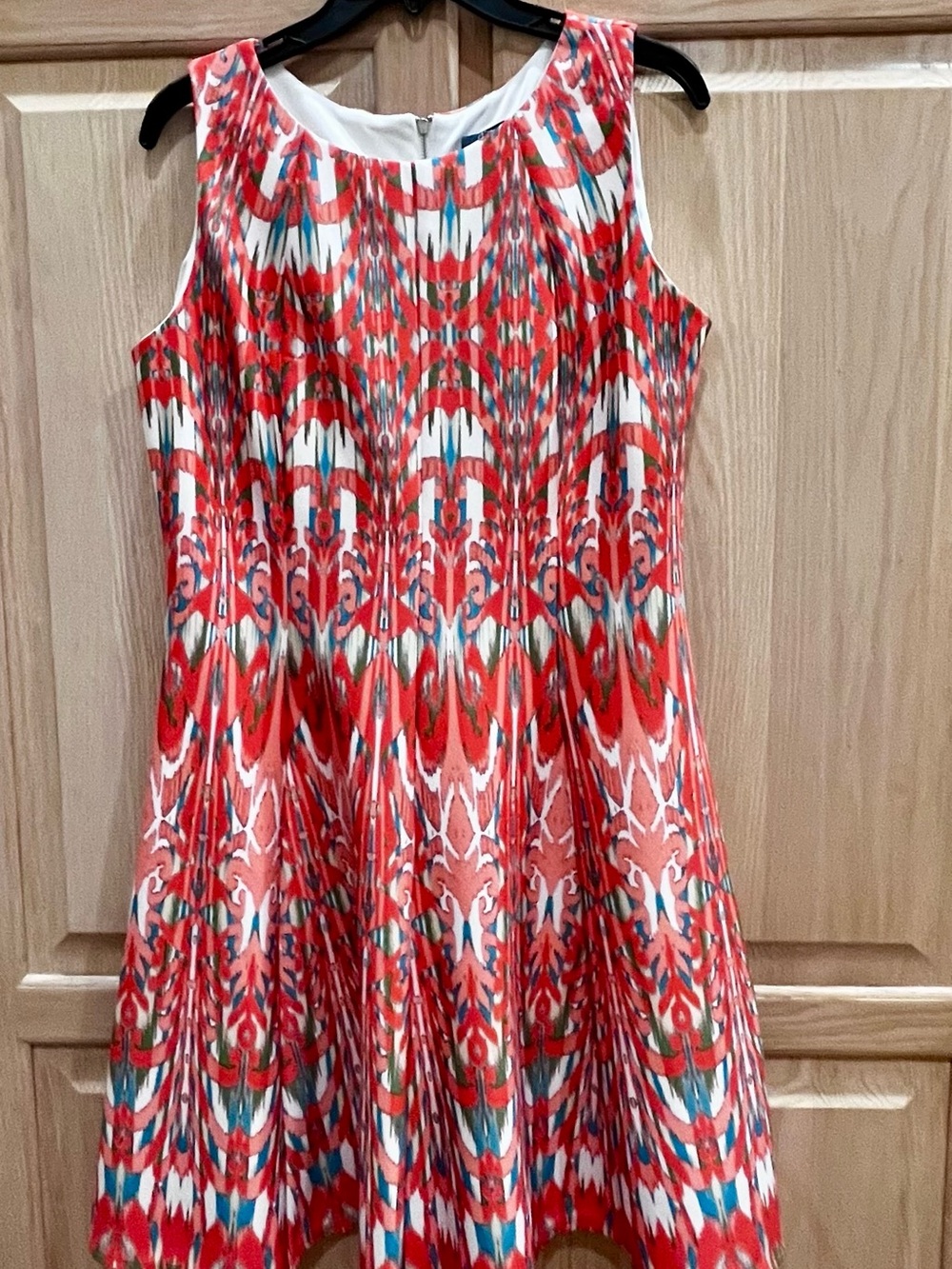 Gabby Skye Coral & Teal, Fit and Flare, Sleeveless Midi Dress